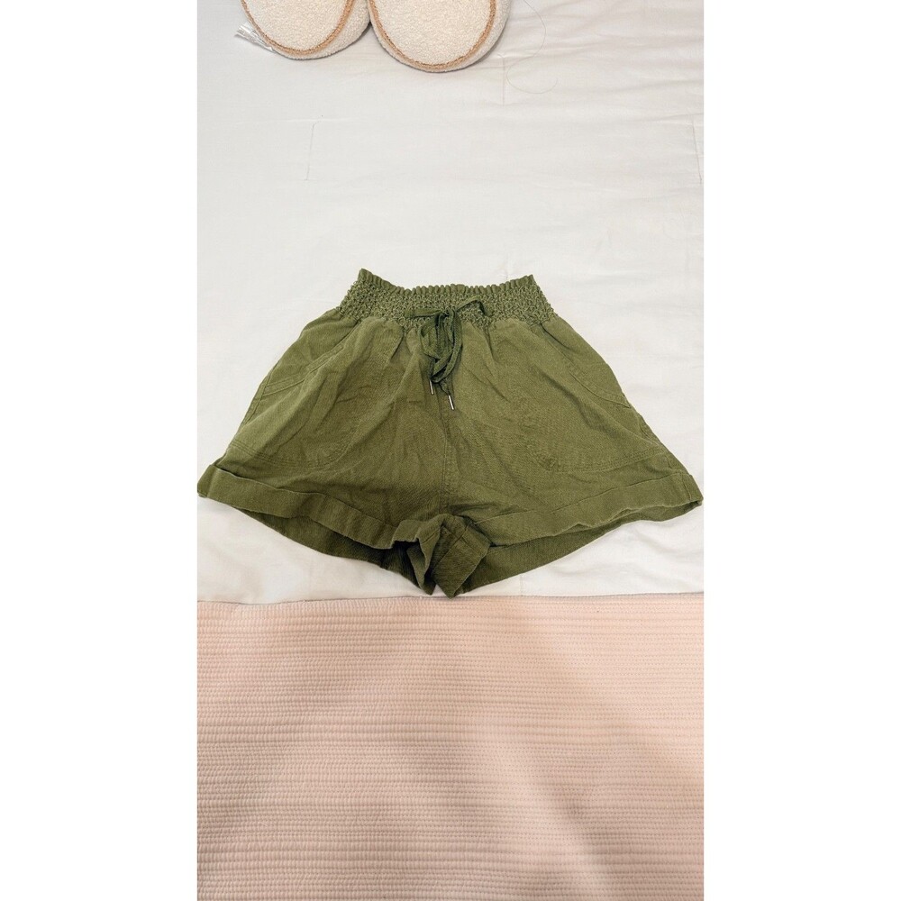 Forever 21 Women's Olive Green Linen Blend Shorts | Size Medium | Smocked Waist
